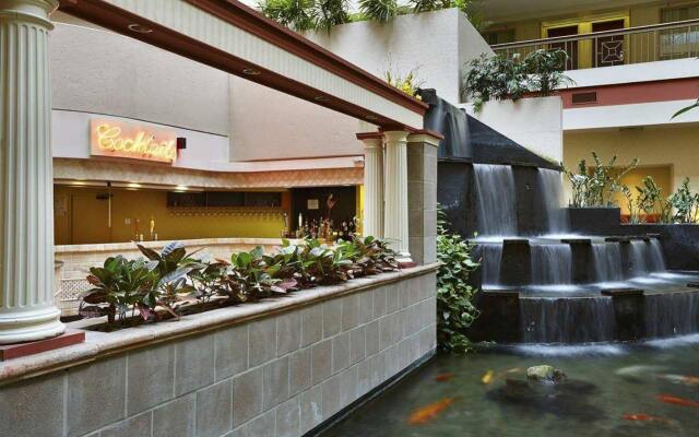 Отель Embassy Suites by Hilton Washington DC Georgetown США, Вашингтон - отзывы, цены и фото номеров - забронировать отель Embassy Suites by Hilton Washington DC Georgetown онлайн вид на фасад