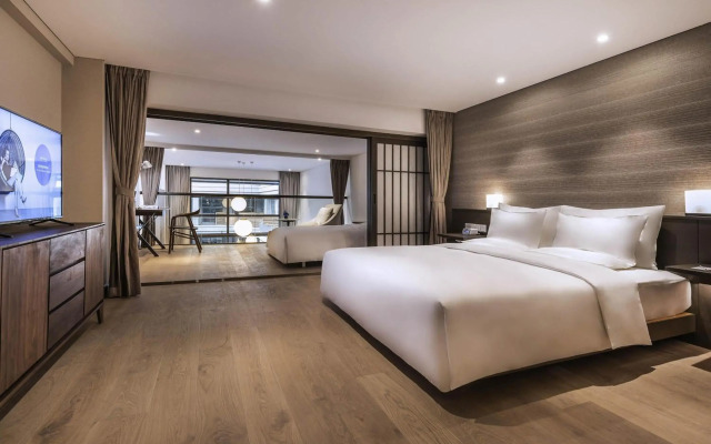 Novotel Suites Shanghai Hongqiao Hotel