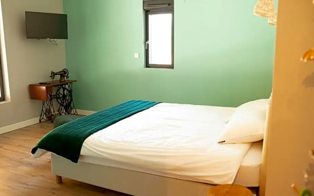 Domaine Des Jammetous - Hotel And Yoga Retreat Center
