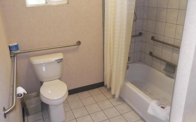 Garden Inn and Suites