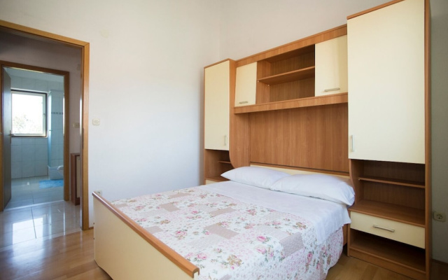 Apartments Ana