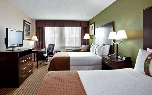DoubleTree by Hilton Charlotte City Center