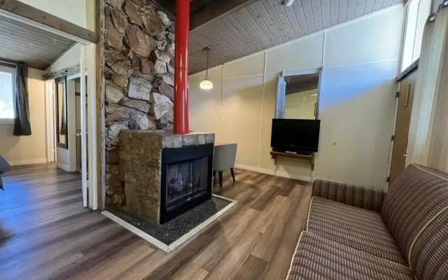 Studio 9 Big Bear