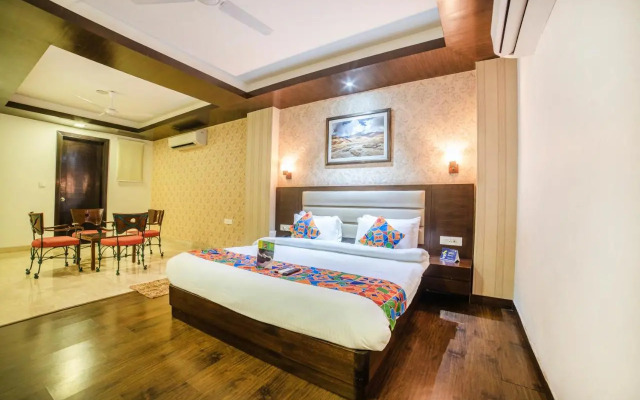 Fabhotel Galaxy