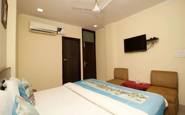 OYO 4883 Duke Hotel