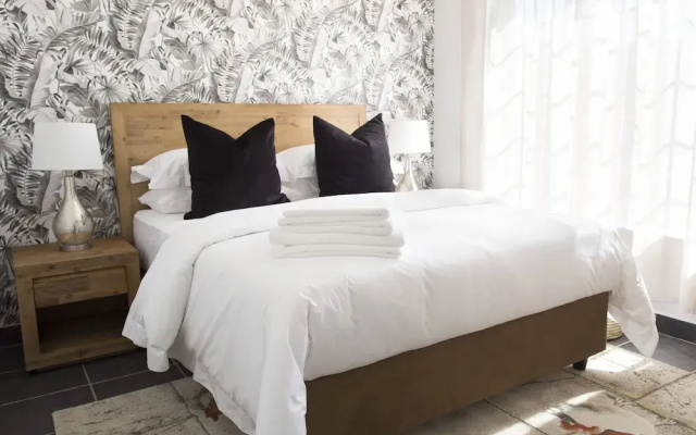 3 Lux Suites