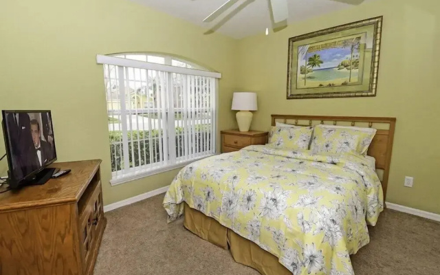 Villa Arcadia by RedAwning