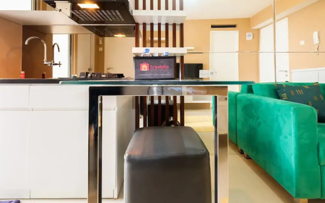 Luxurious Bassura City Apartment with Mall Access