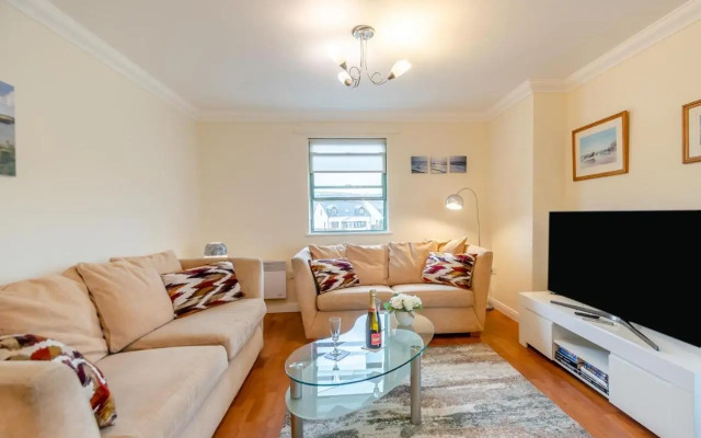 32 St Brides Bay View Apts