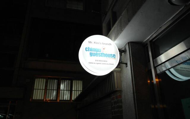 Отель Гостевой дом Chingu Guesthouse Hongdae Южная Корея, Сеул - 2 отзыва об отеле, цены и фото номеров - забронировать отель Гостевой дом Chingu Guesthouse Hongdae онлайн вид на фасад