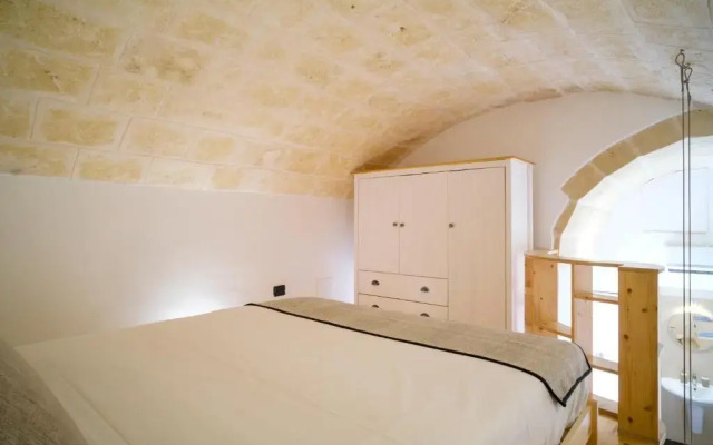 Al Chiasso 12 (Adults Only)