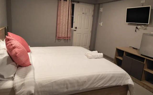 Rinrada Place Hotel