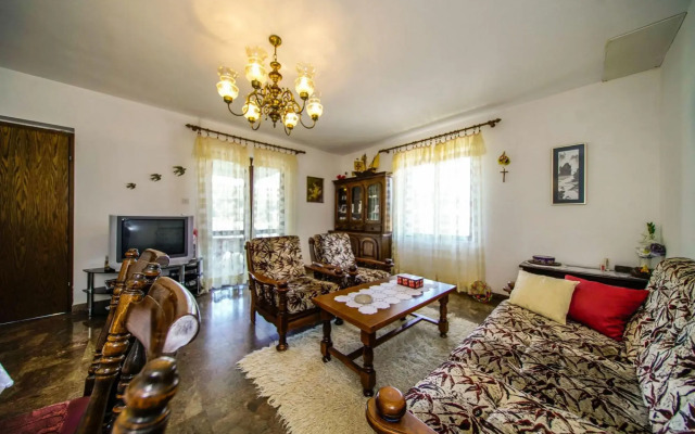 Franka - 350 M From Sea - A1(5+1)