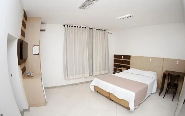 Luz Hotel Pato Branco