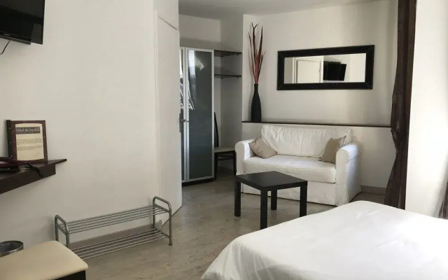 Hotel De Londres