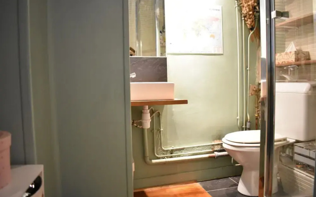 Cosy Studio Apartment in Paris 14th