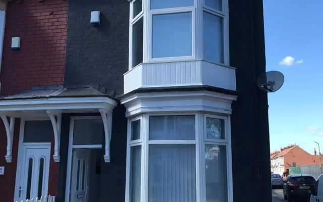 Alphalink Apartment
