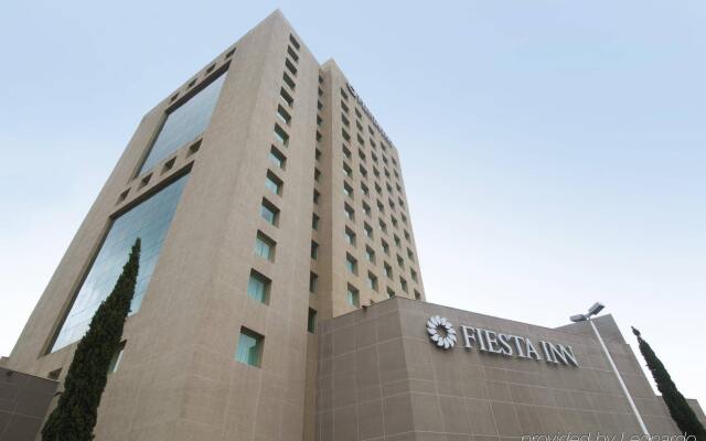 Отель Fiesta Inn Periferico Sur Мехико вид на фасад