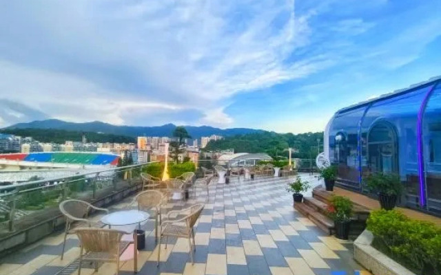 Centron International Hotel