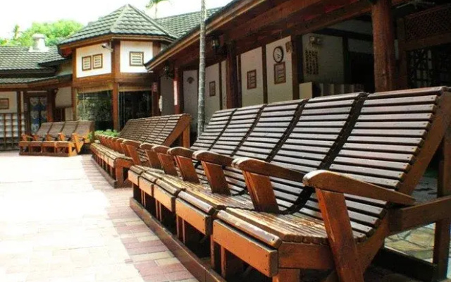 Meilonshan Hotspring Resort