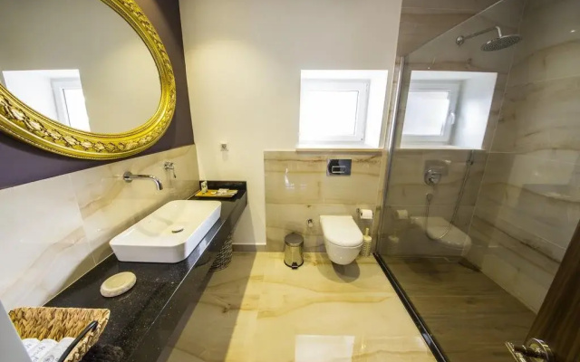 Blanca Beach Hotel