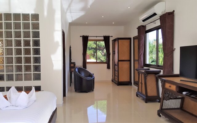 Tucheland Luxury Villa Pattaya 7BR 1