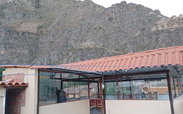 Qente Wings Guest House