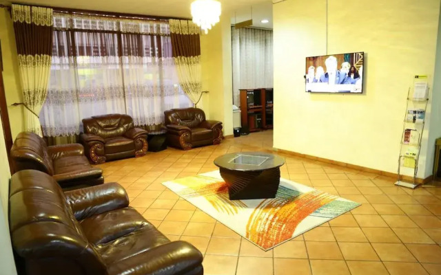 New Safari Hotel