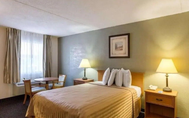 Sunrise Inn & Suites