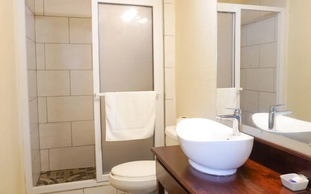 Lunas View Hotel and Restaurant