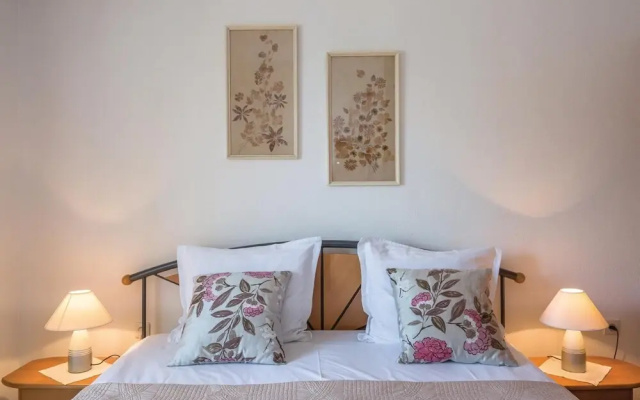Beautiful Home in Makarska With Wifi and 2 Bedrooms