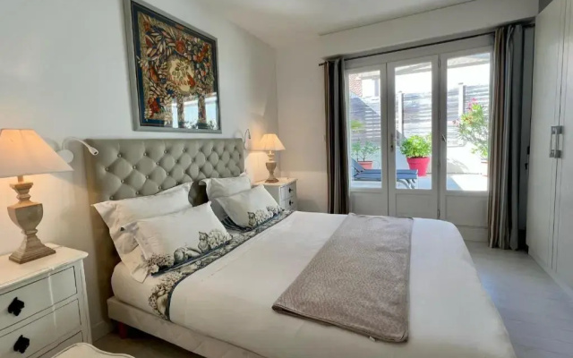 120m2 Avec Deux Terrasses Ensoleillees a Biarritz