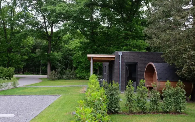 The White Oak - Luxe 4 persoons bungalow met prive sauna