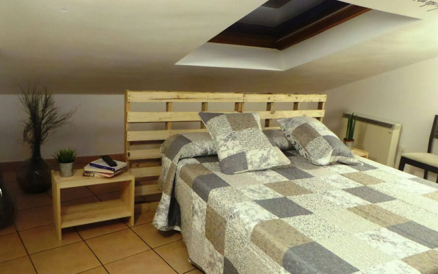 Apartamentos y Casas Victor