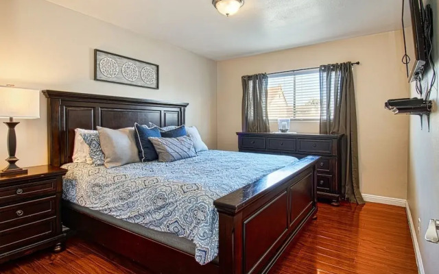 Babes in Toyland - 3 Br Home