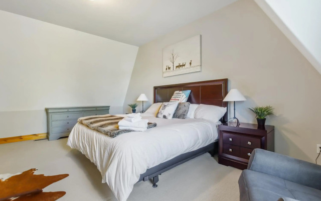 Blue Mountain 3 bedroom Dream Chalet 81590