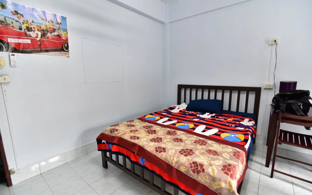Shady'S Hostel