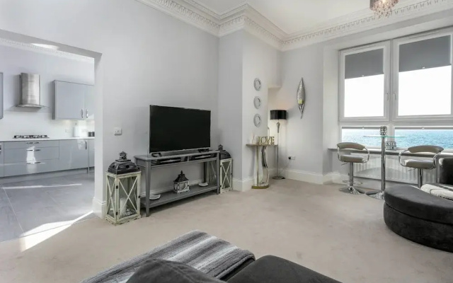Coastal Retreat - Donnini Apartments