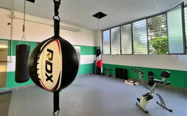 Apt for 4 With Gym, Bovisa Milan