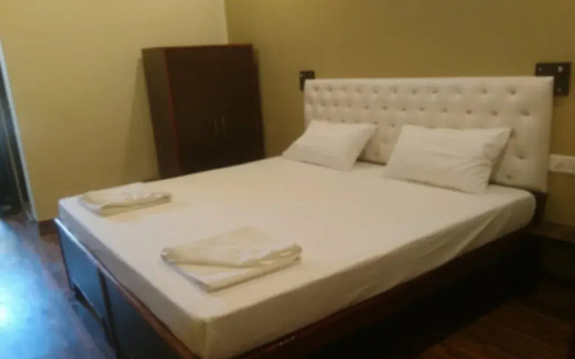 Hotel Gokul Grand