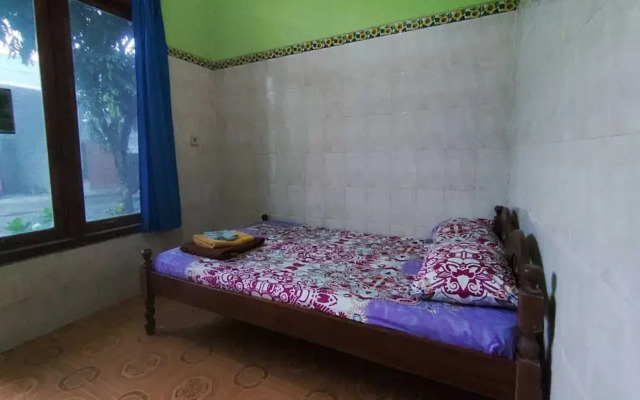 Hotel O Pondok Wisata Kurniawan 2NearWonogondang Camp ( Bumi Perkemahan Wonogondang )