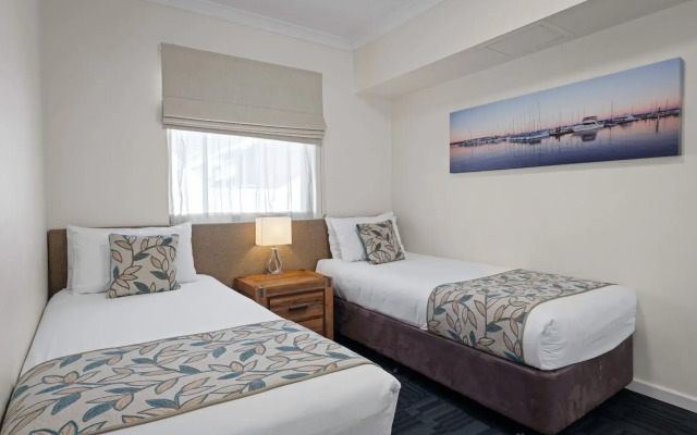 Broadwater Resort Como