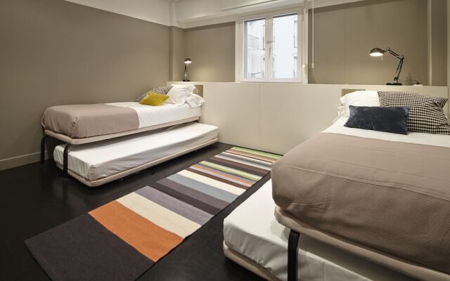 Отель Pitipombo Apartment by FeelFree Rentals Испания, Сан-Себастьян - отзывы, цены и фото номеров - забронировать отель Pitipombo Apartment by FeelFree Rentals онлайн комната для гостей