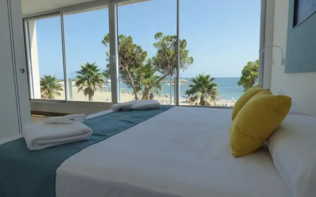 Suites at the Sea