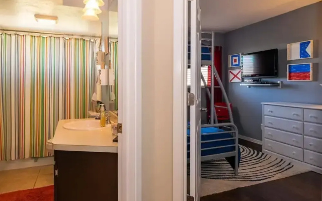 Bridgeport Condo 209