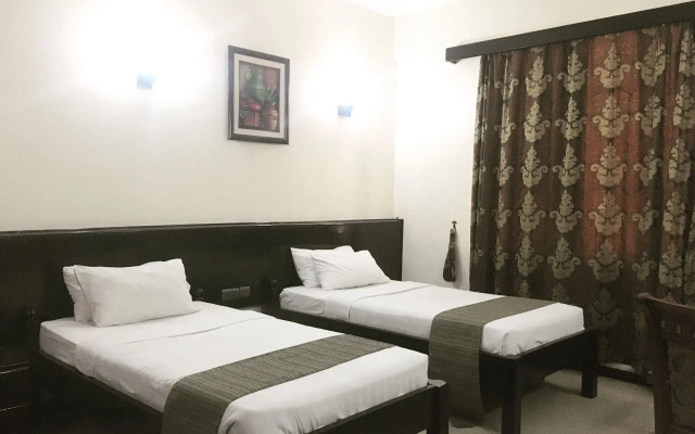 Hotel Sapphire