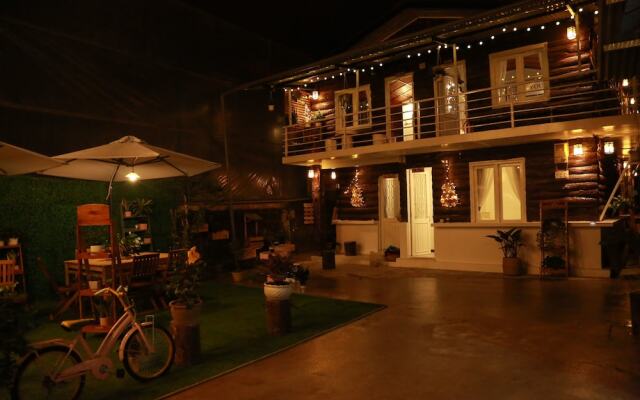 Aurora Homestay Hostel Далат вид на фасад