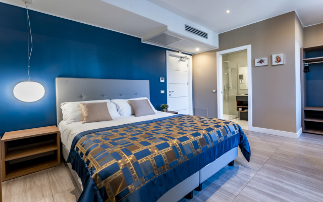Mazzini Suites
