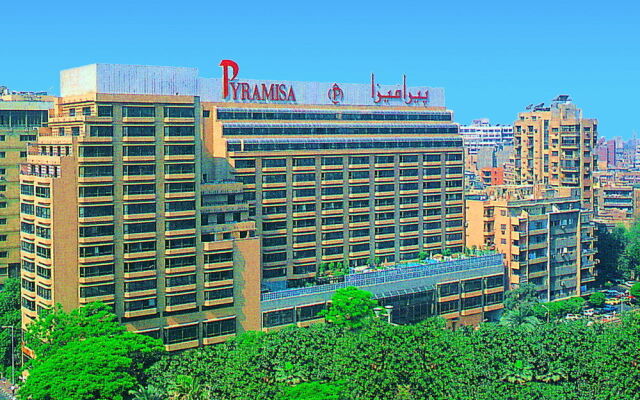 Pyramisa Suites Hotel & Casino Cairo вид на фасад