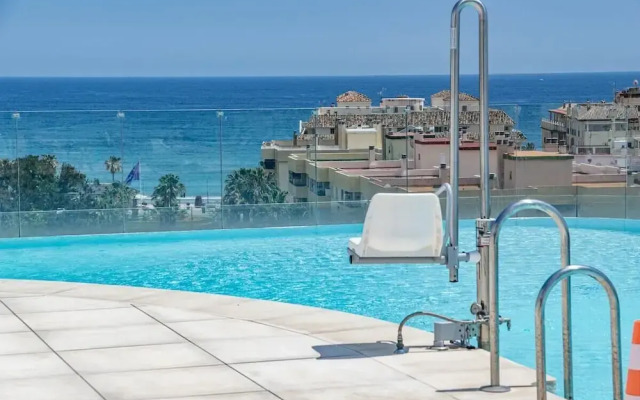 Inf3.1j - Stunning Holiday Home Next to Beach